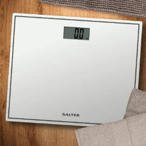Electronic Compact Glass Scale by Salter