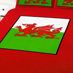 Welsh Dragon Percale Duvet Cover and Pillowcase Set by Welsh Dragon