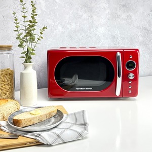 Hamilton Beach 20L Retro Red Microwave - Red by Hamilton Beach