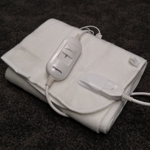 Electric Blanket Throw with Temperature Settings - White / 60cm by Samuel Alexander