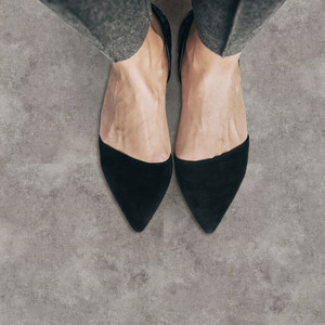 Floor Tile Textured Plain 30.5x30.5cm Grey 10 Tiles Per Pack - Grey by Arthouse