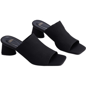 Square-Toe Open-Toe Block Heel Knit Sandals by komore