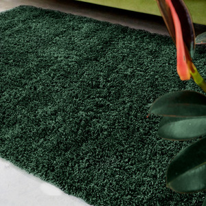 Super Soft Dark Forest Green Shaggy Living Area Rug by The Rug House