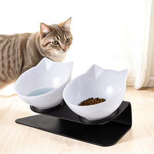 Double Bowl Slanted Cat Feeder by Livingandhome