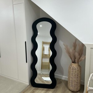 Wobble Mirror - Black