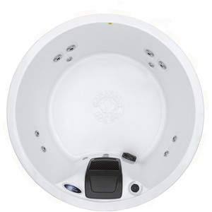 Okanagan Spa - White / No furniture by Canadian Spa