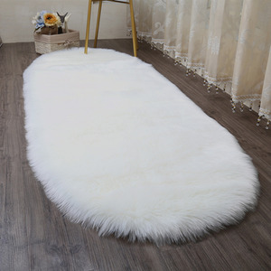 Livingandhome White Oval Shaggy Area Rug - White / 180cm by Livingandhome