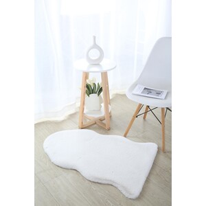 Faux Rabbit Fur Pelt Rug - Whisper White