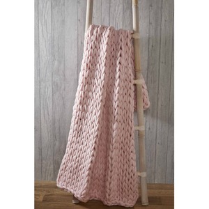 Cable Knit Polyester Throw (120x150 cm) by Rapport Home