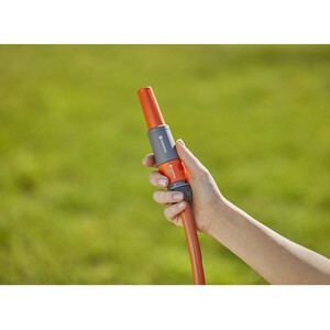 Cleaning Hose Nozzle by Gardena