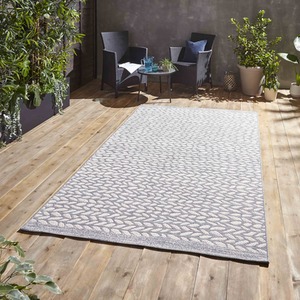 Grey and Cream Weatherproof Garden Outdoor Rug by The Rug Wholesaler