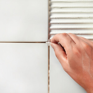 Pack of 500 Vitrex Essential Tile Spacers 2mm by Vitrex