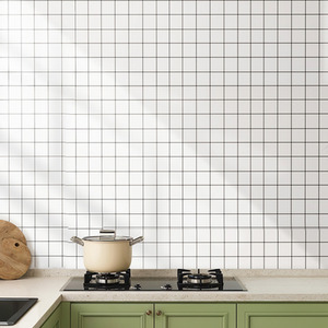 Livingandhome 10pcs Self-Adhesive Lattice Wall Tiles - White + Black / 4 * 4 grids by Livingandhome