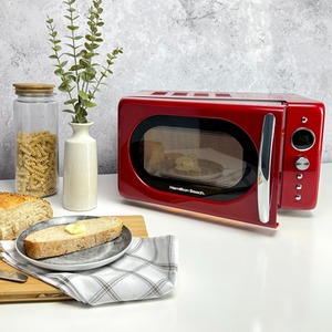 Hamilton Beach 20L Retro Red Microwave - Red by Hamilton Beach