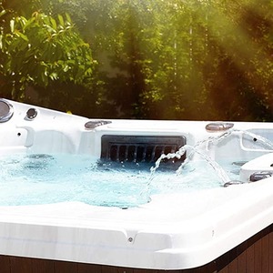 Hot Tub and Spa Waterline and Surface Cleaner - White by Pro-Kleen