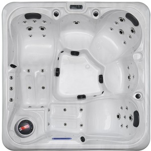 Hampton Bay Hot Tub - Cloudy White by Blue Whale spa