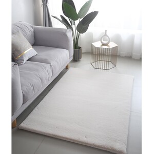 Luxe Rabbit Faux Fur Rug - Natural