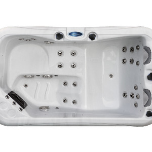 Palm Spas Dual Lounger - 3 Seat Hot Tub- American Balboa 13amp Plug and Play - White by Palm spas