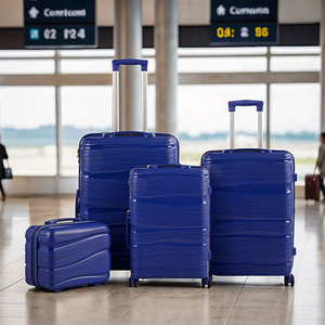 Lifeideas Set of 4 Lockable Travel Suitcase by lifeideas