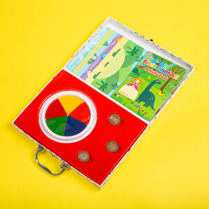 Fringerprint Art Activity Case by Craft Hub