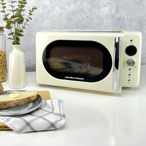 Hamilton Beach 20L Retro Cream Microwave - Cream by Hamilton Beach
