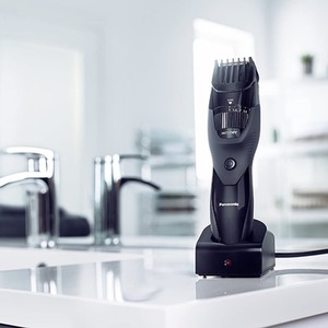 Panasonic ER GB42 Wet and Dry Beard Trimmer - Black by Panasonic