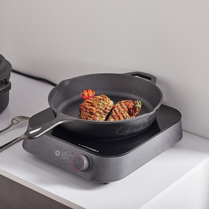 Cast Iron Frying Pan - Dark Grey / 30cm by Livingandhome