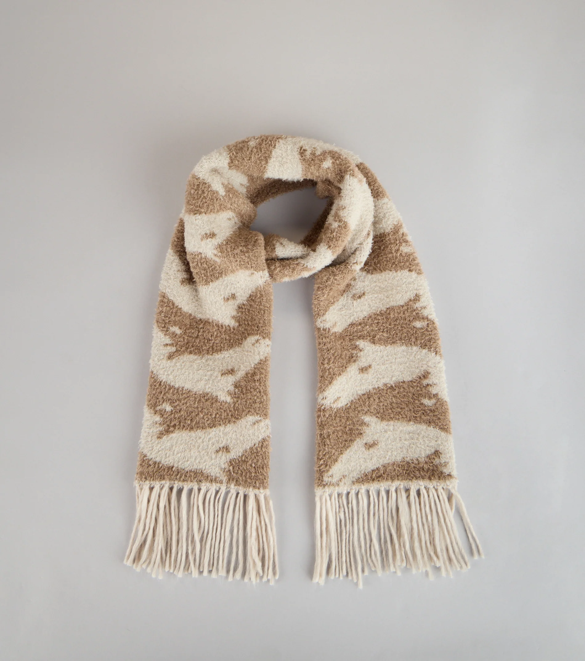 Saddle Style Fringe Scarf