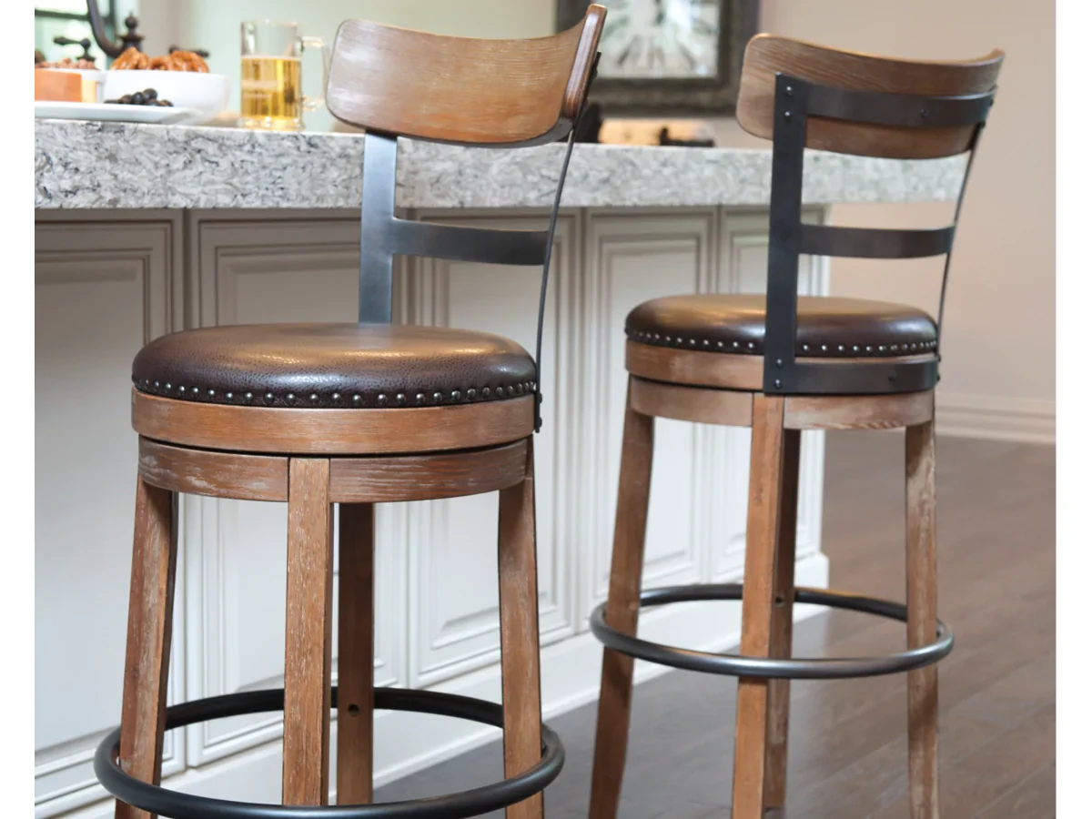 Valebeck Counter Height Upholstered Swivel