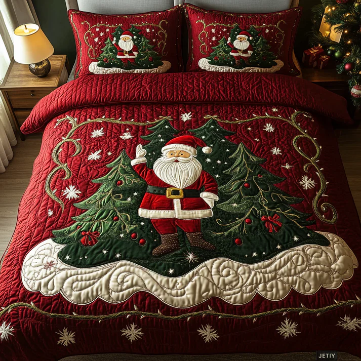 Santa Workshop Wonder 3-Piece Quilted Bedding Set