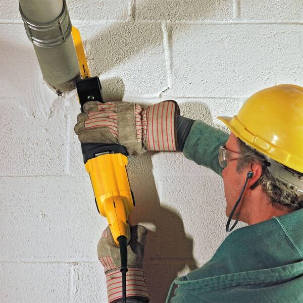 10 Amp Corded Variable Speed Reciprocating Saw