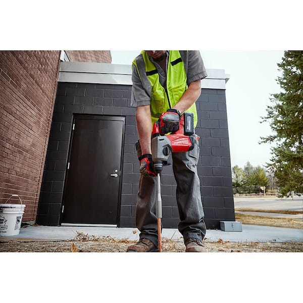 M18 FUEL 18V Lithium-Ion Brushless 1 in. Cordless SDS-Plus Rotary Hammer Kit with Two 6.0 Ah Batteries. Hard Case