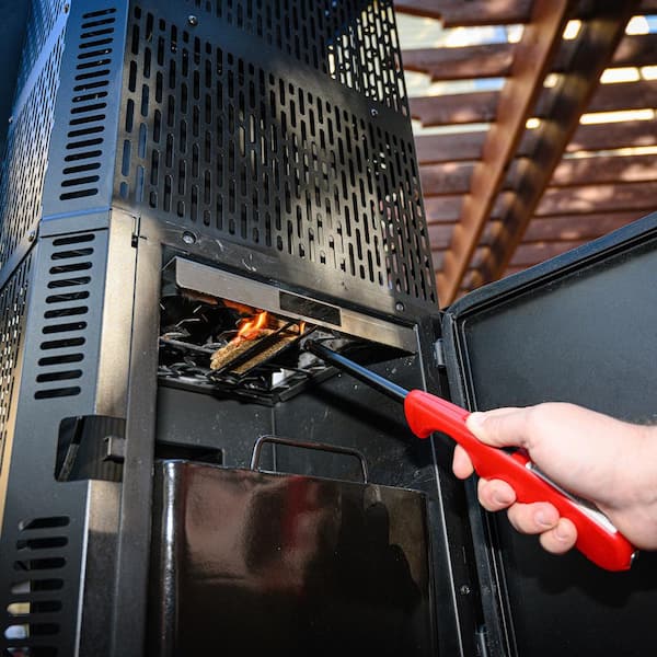 Gravity 800 Digital Charcoal Grill. Griddle and Smoker Combo in Black Plus Cover Bundle