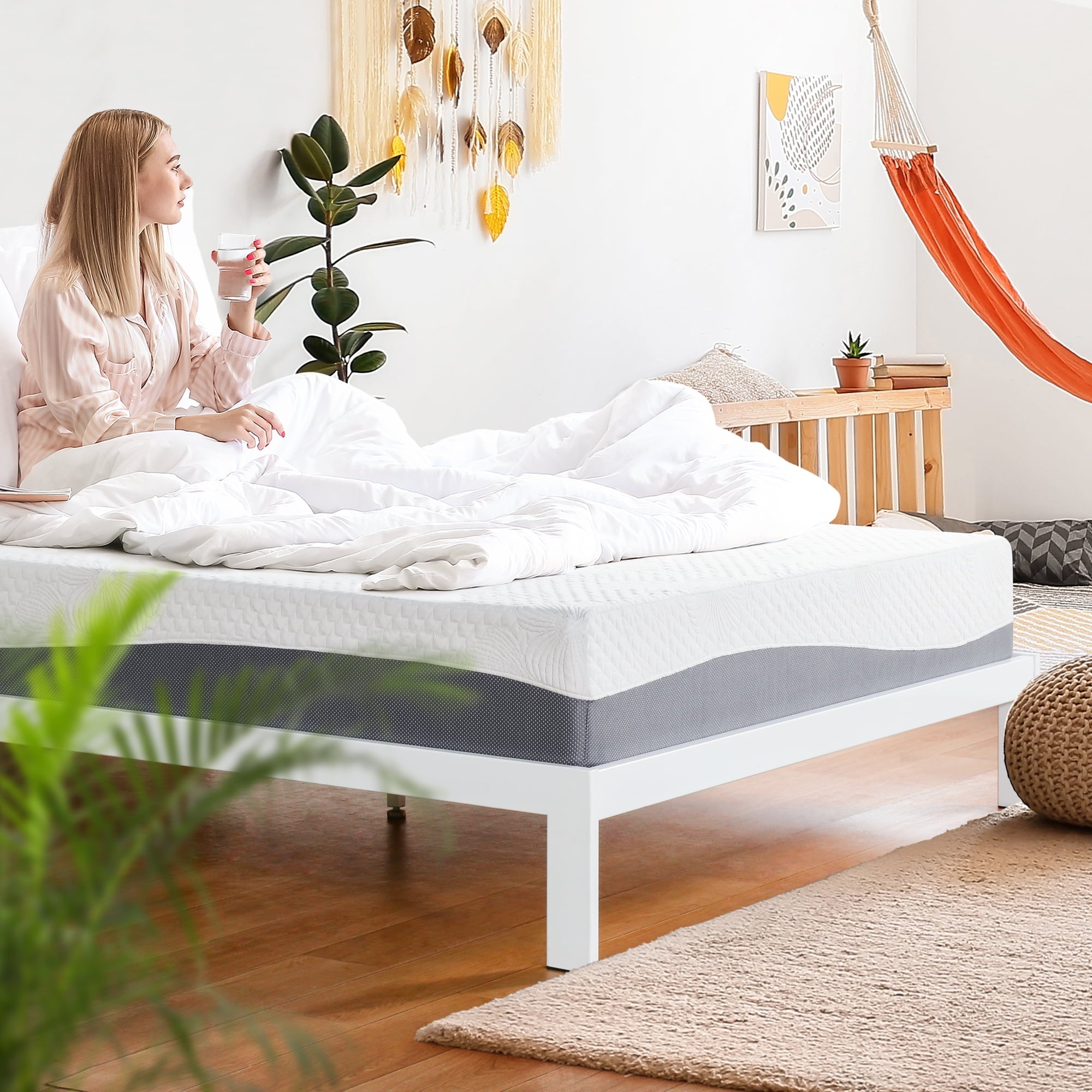 DreamGel 10 Gel Memory Foam Mattress. Full. Grey