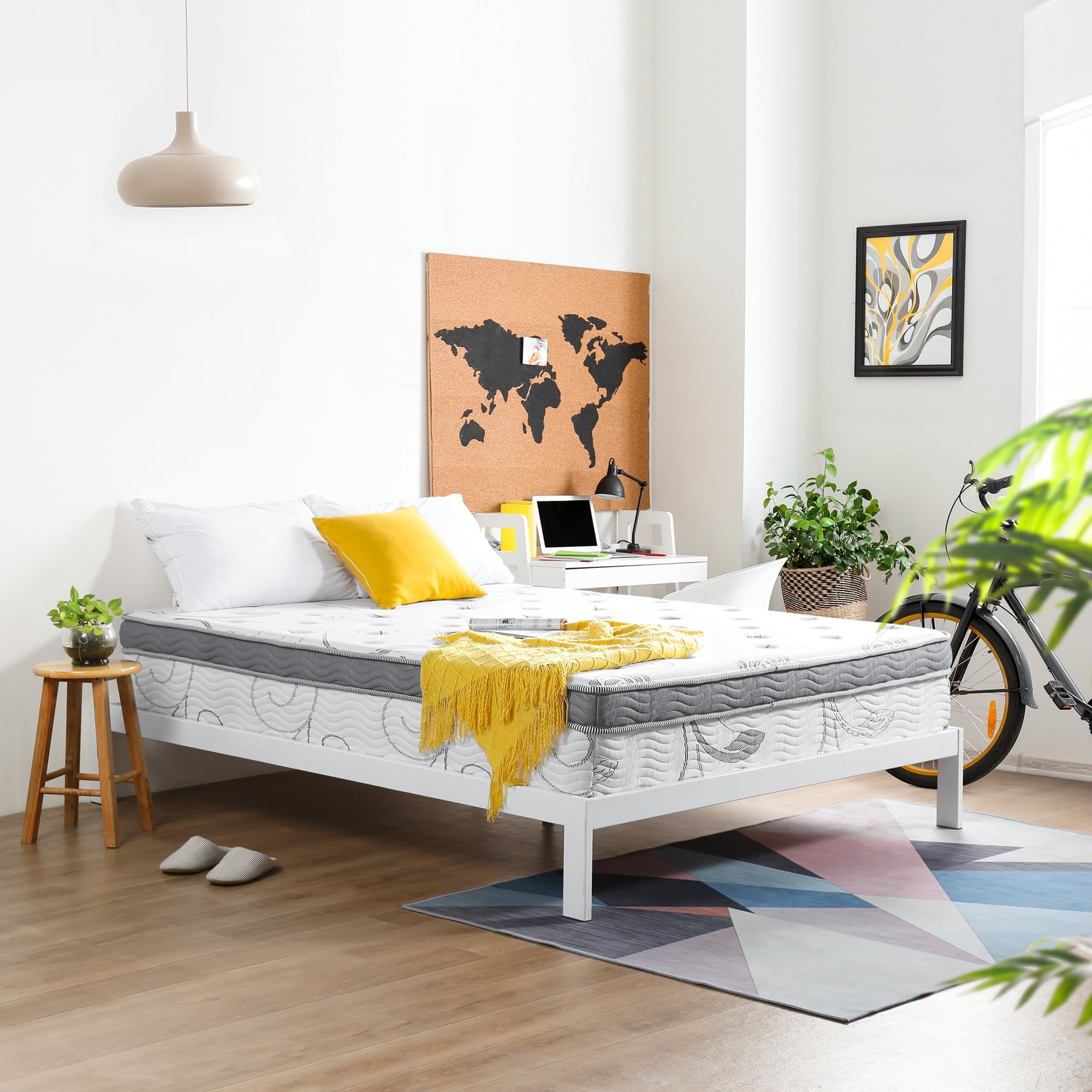 13 Inch Ultra Support Gel Hybrid Memory Foam Mattress. Queen