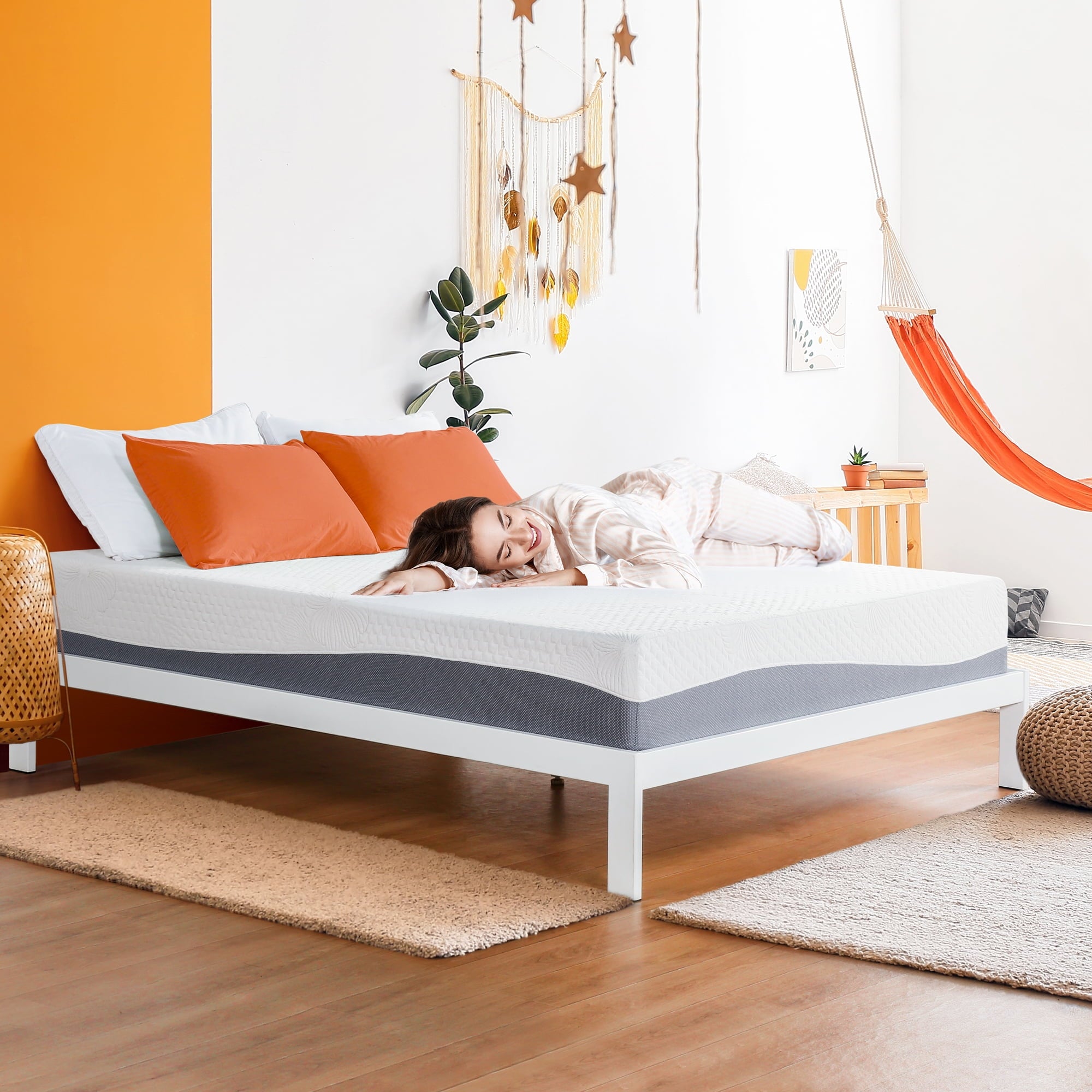 DreamGel 10 Gel Memory Foam Mattress. Full. Grey