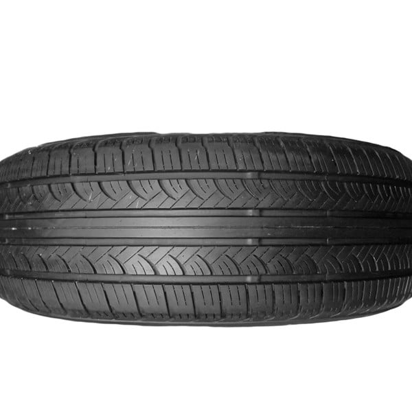 Avid Touring-S All-Season Tire - 225/65R17 102T