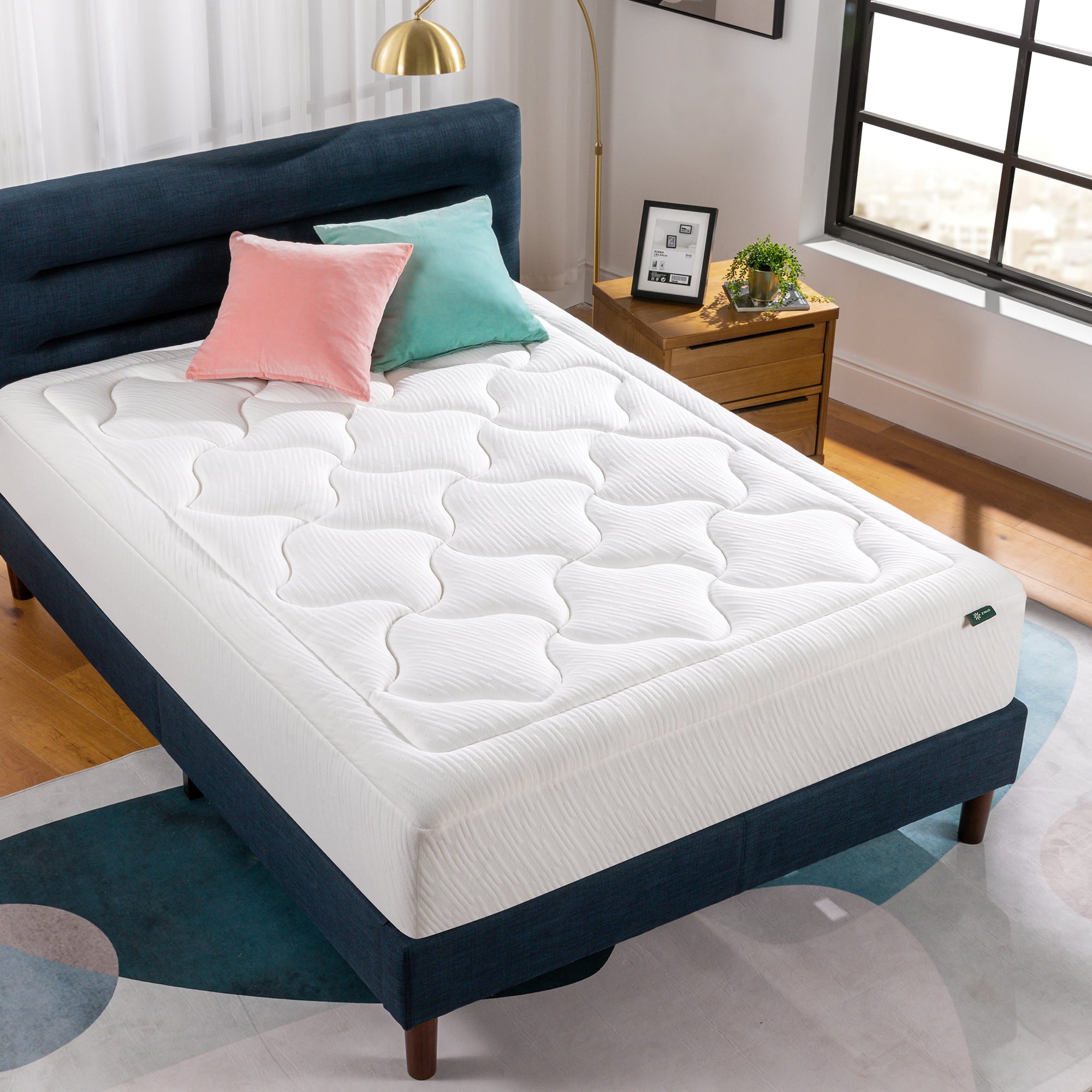 Cloud 12 Memory Foam Mattress. Queen