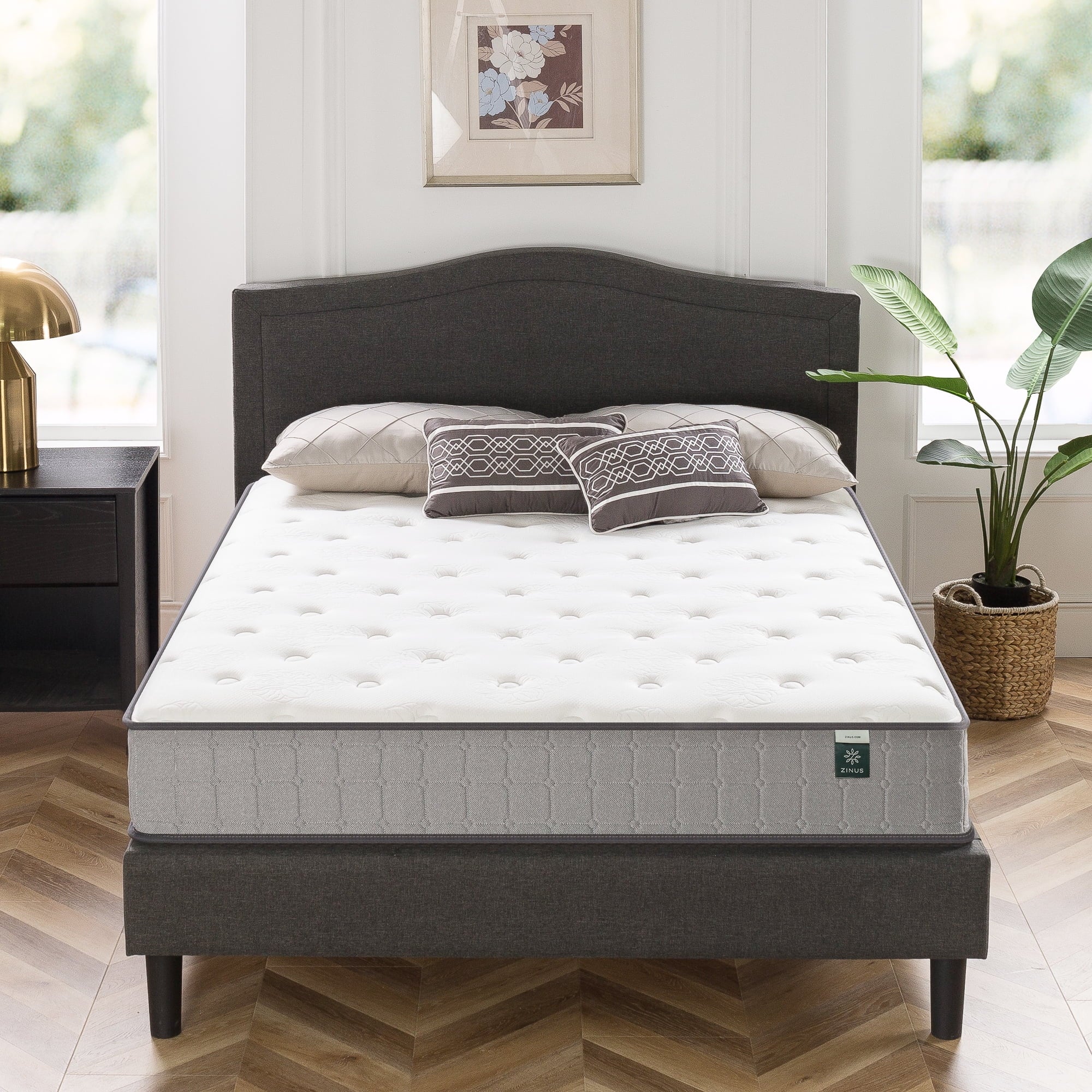 Comfort Support 10�� Hybrid of Cooling Gel Memory Foam and Pocket Spring Mattress. Full