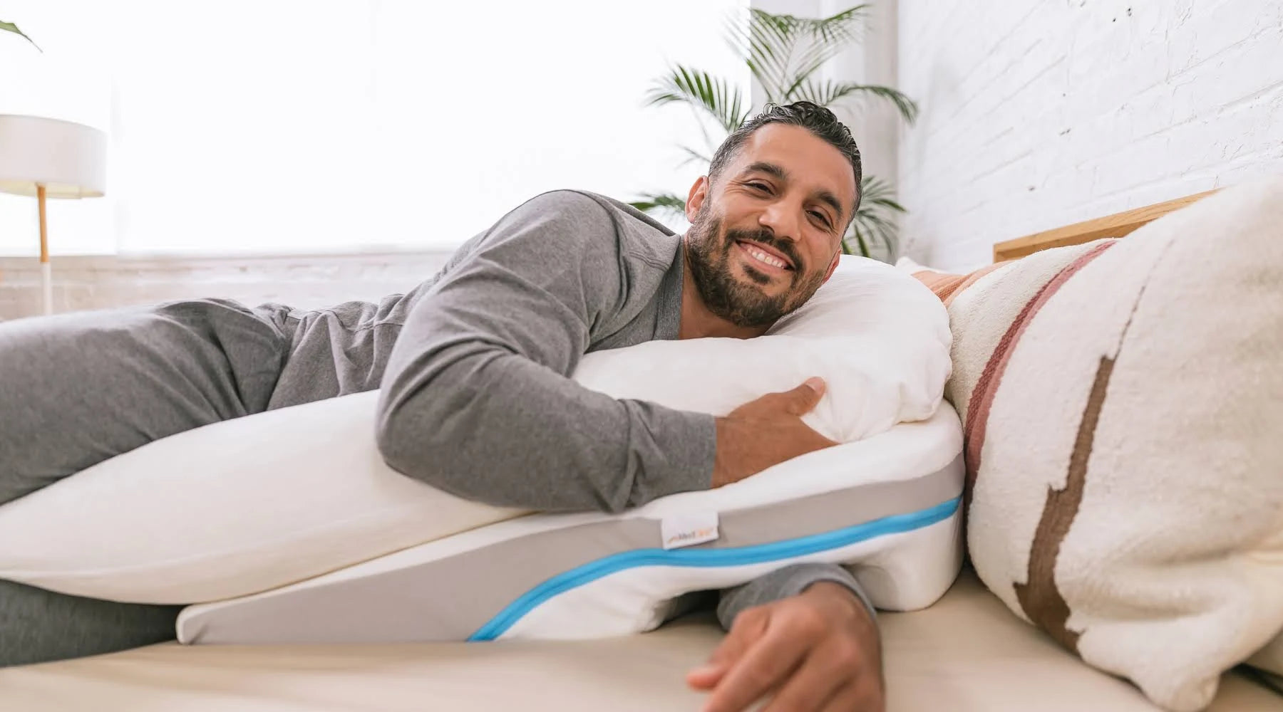 MedCline Shoulder Relief System. One Size - MadeInUSA