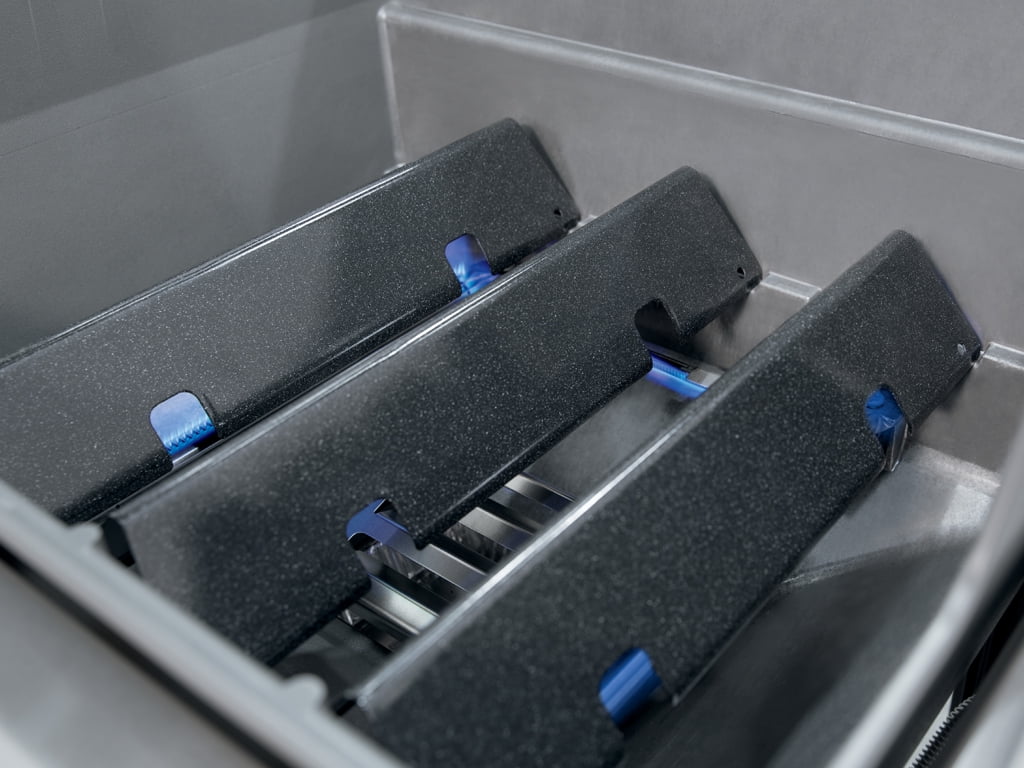 Spirit II E-210 Propane Gas Grill. Black