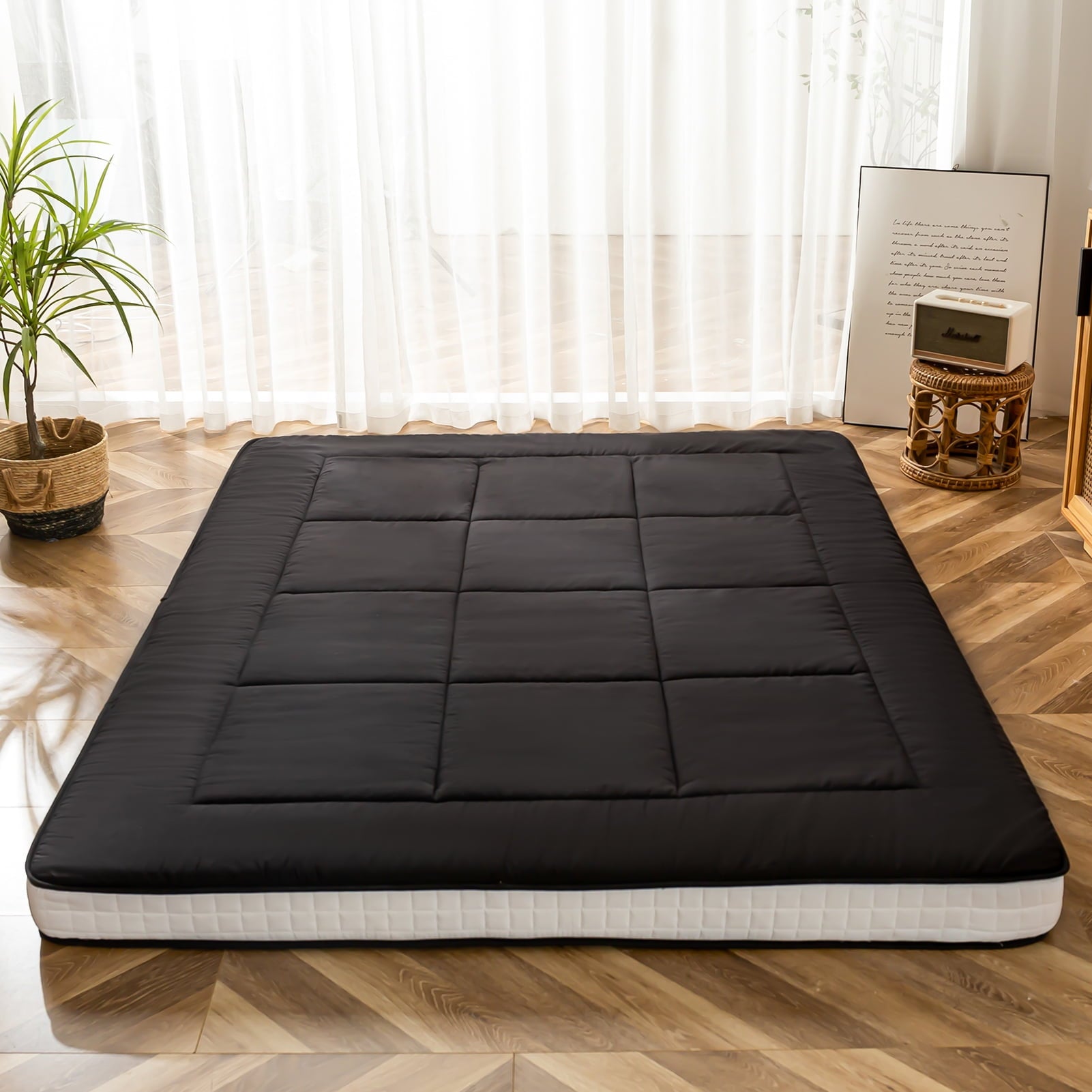 Mattress. Padded Japanese Floor Mattress Quilted Bed Mattress Topper. Extra Thick Folding Sleeping Pad. Black. Twin