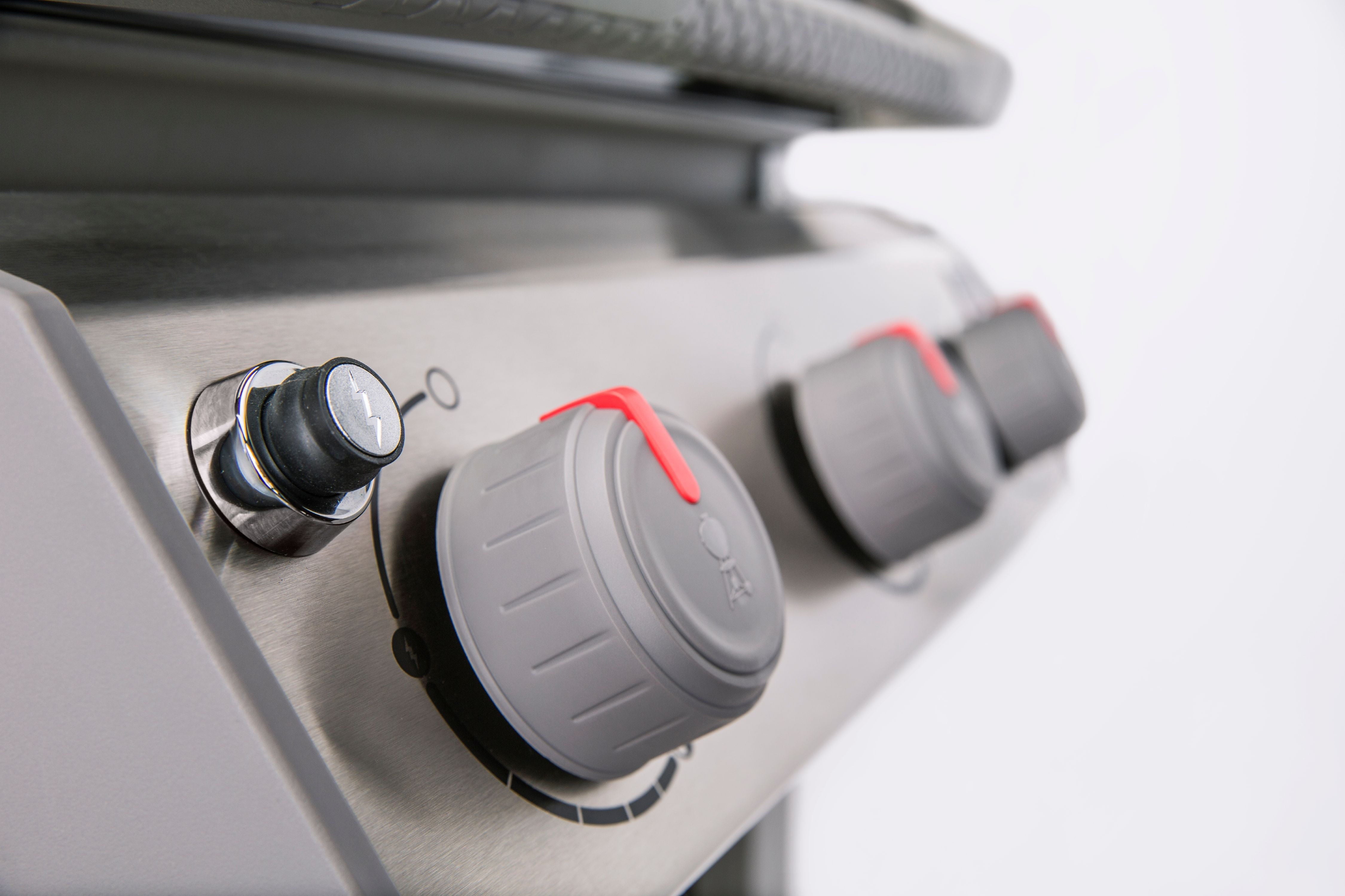 Spirit II E-310 Propane Gas Grill. Black