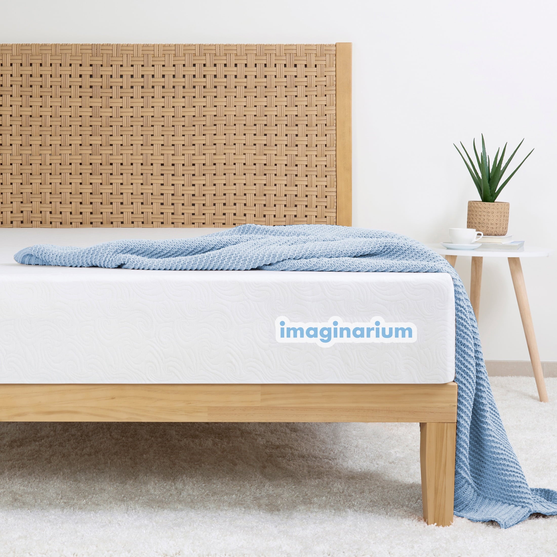 10 Hybrid of Memory Foam and Coils Mattress with Antimicrobial Treated Cover. King