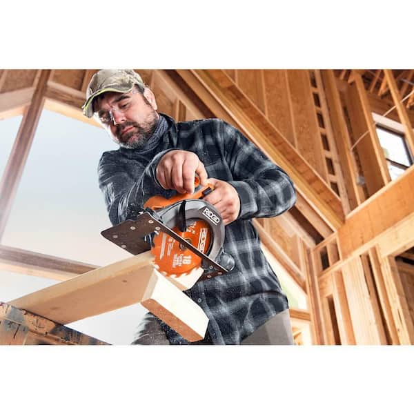 18V Cordless 4-Tool Combo Kit with 4.0 Ah Battery. 2.0 Ah Battery. Charger. Bag and 18V Compact Heat Gun