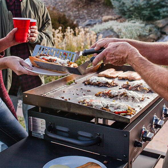 4-Burner 36 Griddle Cooking Station w/ Rear Grease Management