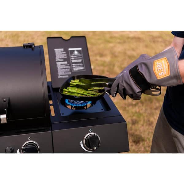 Rider Combo Gas and Pellet Grill in Black with 997 sq. in. Cooking Space