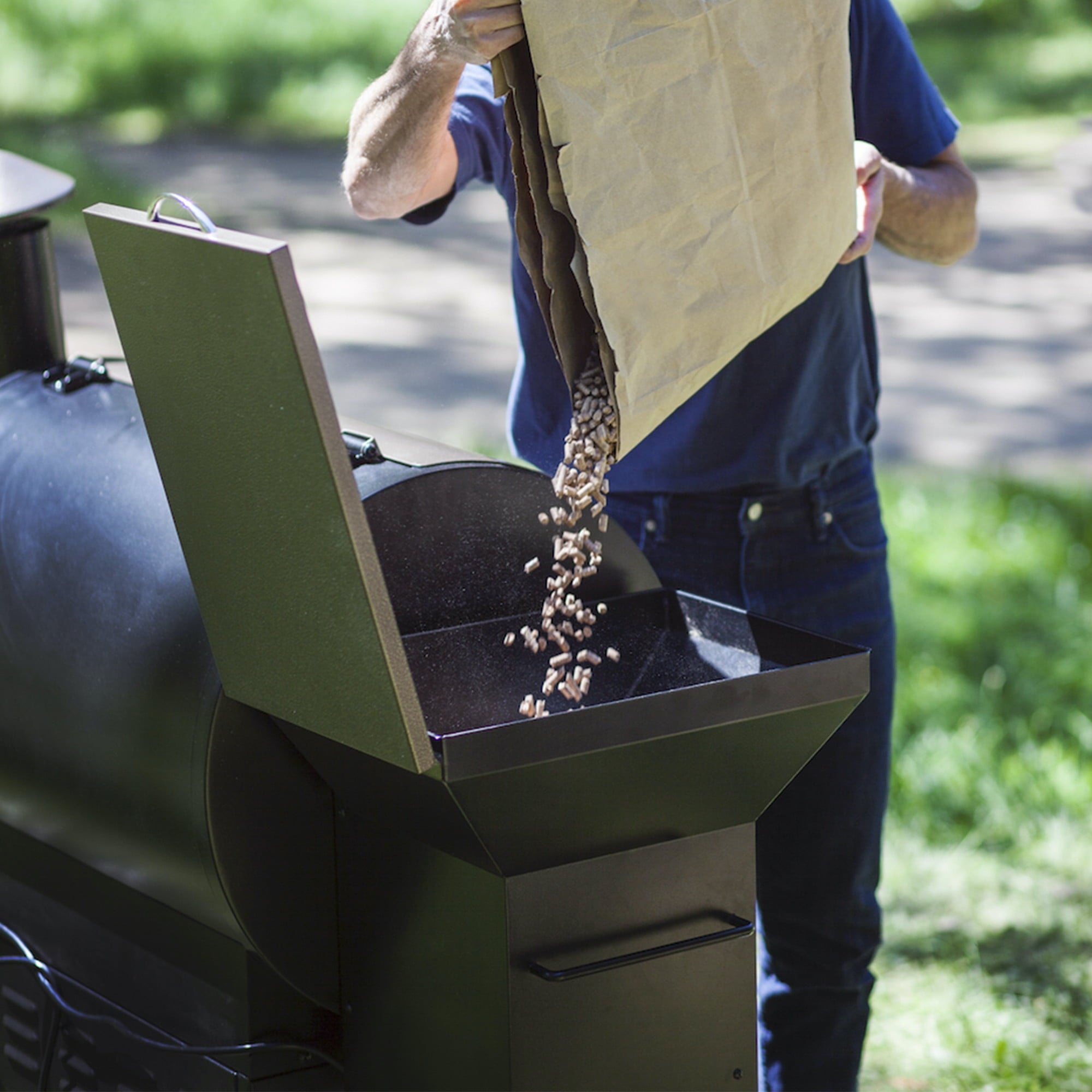 GRILLS ZPG-450A3 Wood Pellet Grill & Smoker 8-in-1 BBQ 2022 model. Black