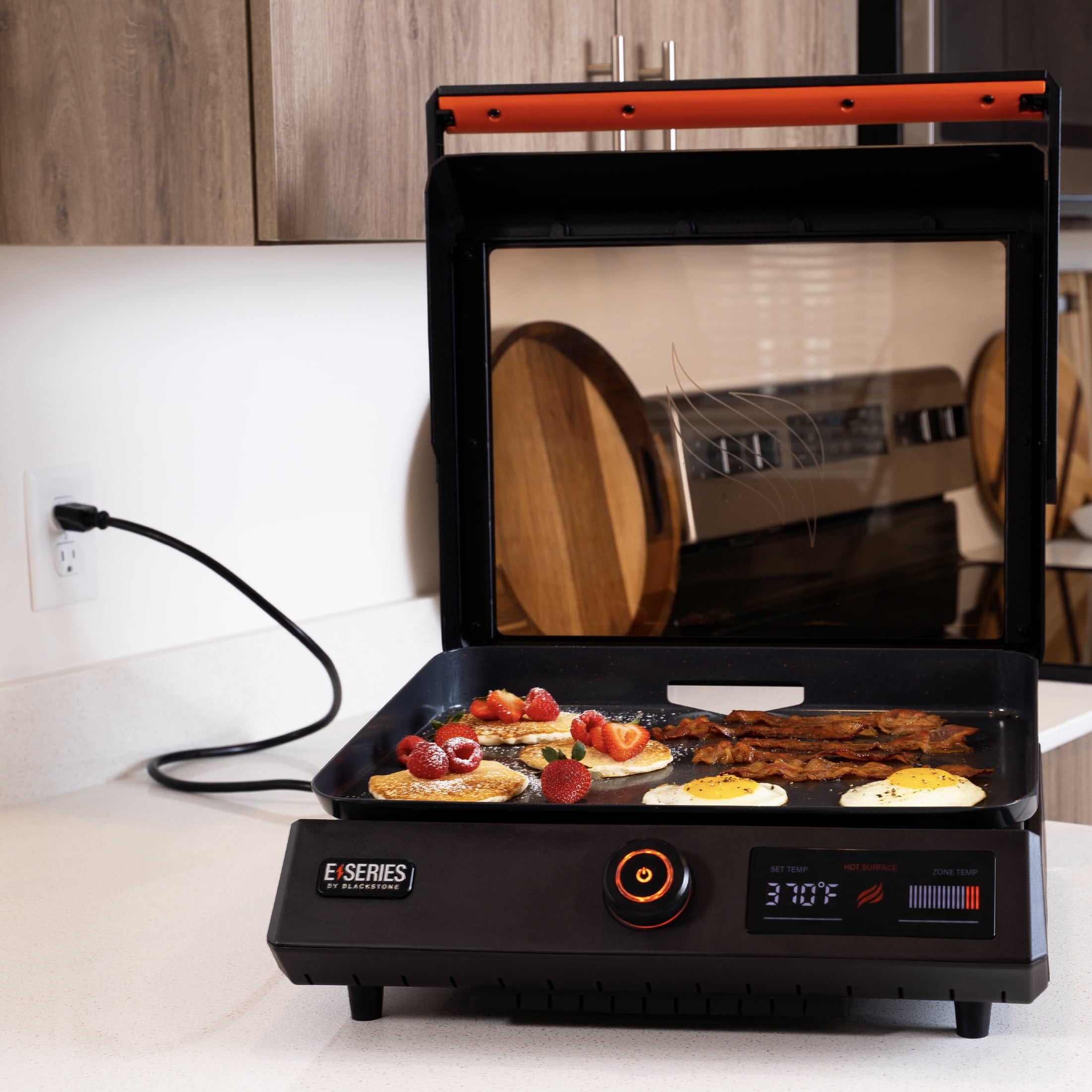 E-Series 17 Electric Tabletop Griddle with Hood