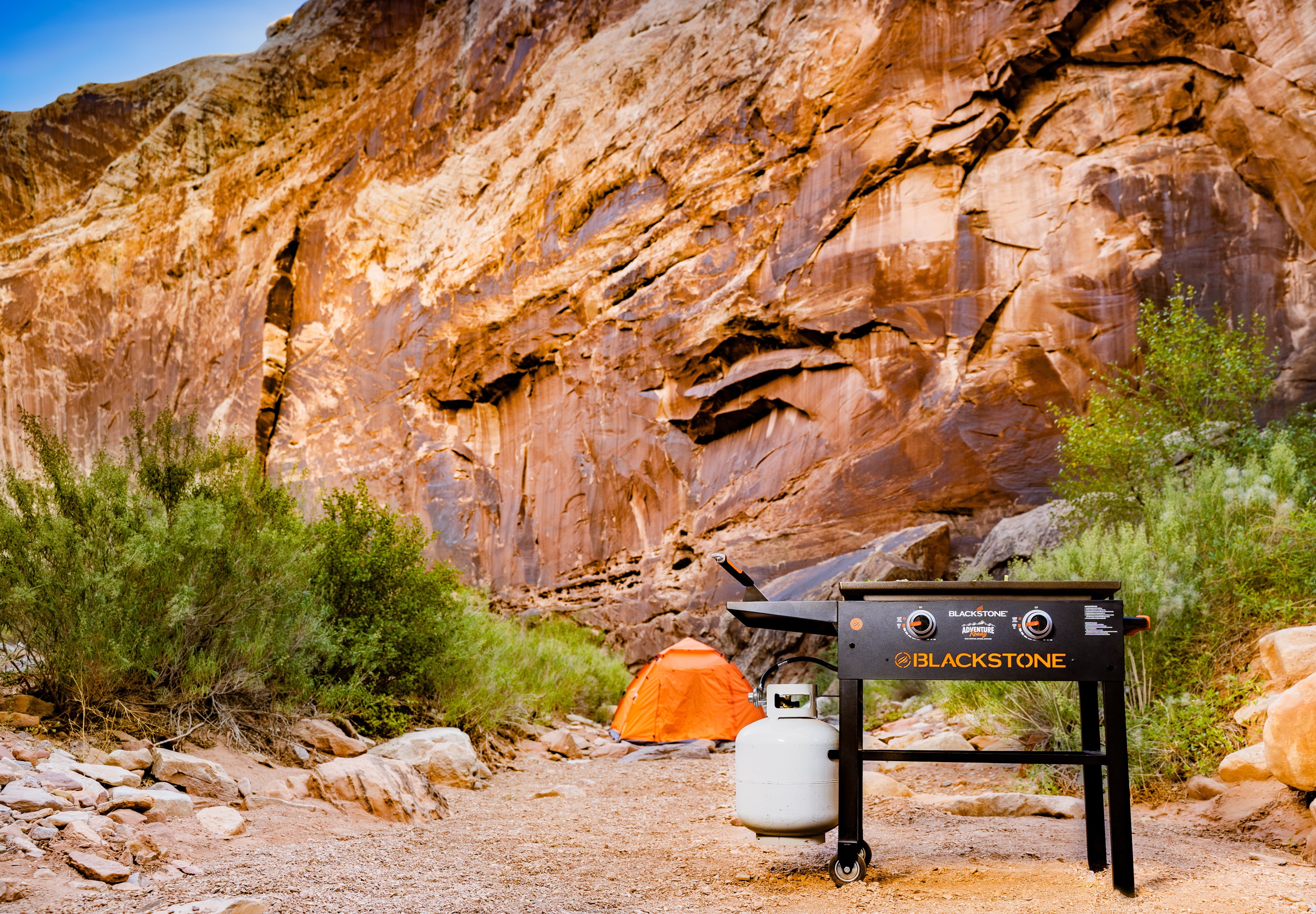 Adventure Ready 2-Burner 28 Outdoor Griddle
